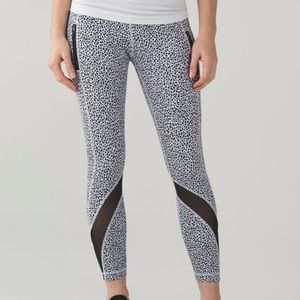 Lululemon Inspire Leggings